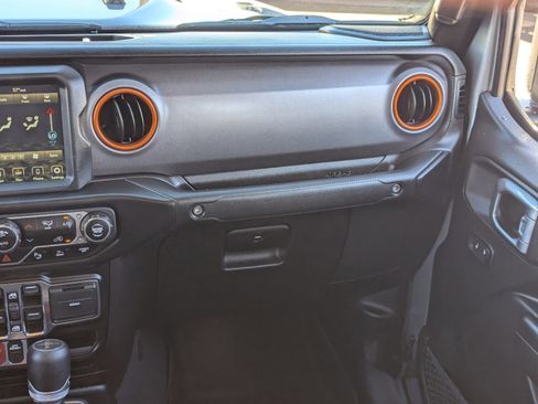 Used 2021 Jeep Gladiator Mojave image 18