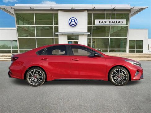 Used 2023 Kia Forte GT w/ GT2 Package image 2