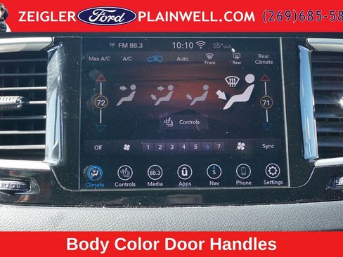 Used 2020 Chrysler Pacifica Touring w/ Advanced Safetytec Group FWD image 24