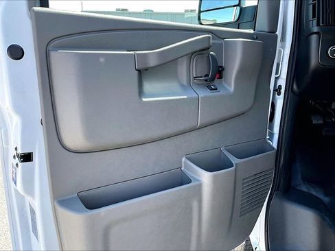 New 2026 Chevrolet Express 2500 w/ Driver Convenience Package RWD image 22