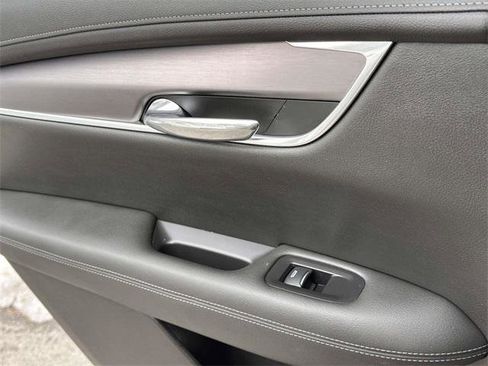 Used 2024 Cadillac XT6 Luxury w/ LPO, Floor Liner Package image 23