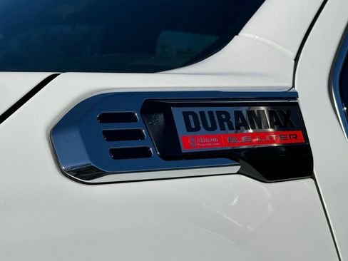 Used 2024 GMC Sierra 2500 Denali w/ Denali Reserve Package image 28