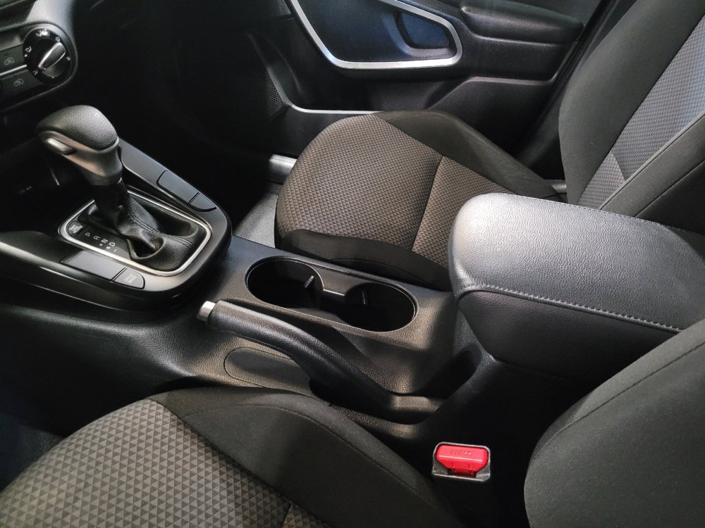 Used 2022 Kia Soul LX FWD image 26