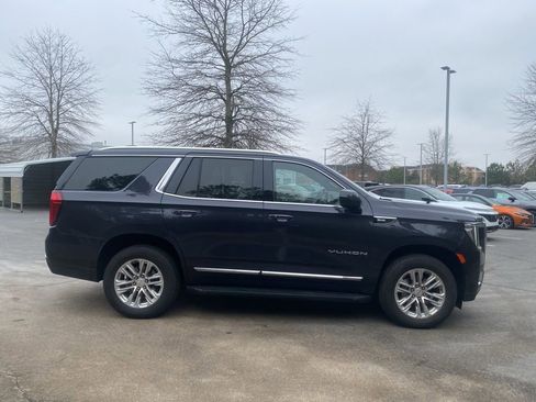 Used 2024 GMC Yukon SLT image 2