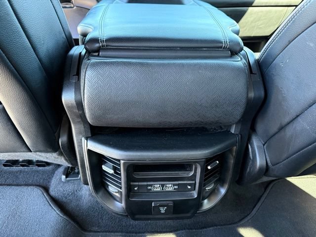 Used 2025 RAM 1500 Laramie AWD/4WD image 31