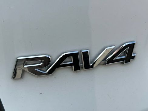 Certified 2024 Toyota RAV4 XLE AWD/4WD image 11