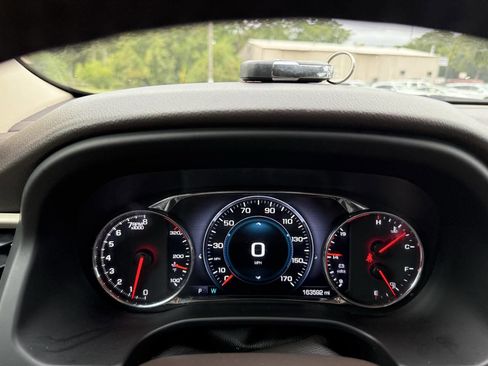 Used 2017 GMC Acadia Denali w/ Technology Package image 15