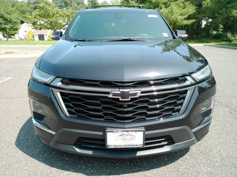 Certified 2023 Chevrolet Traverse Premier w/ Redline Edition AWD/4WD image 3