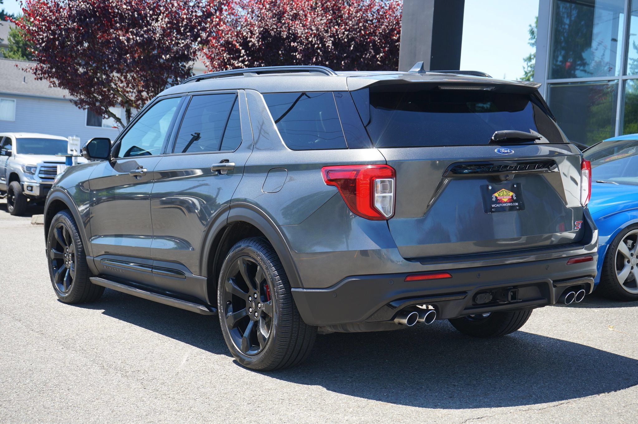 Used 2020 Ford Explorer ST w/ ST Street Pack AWD/4WD image 3