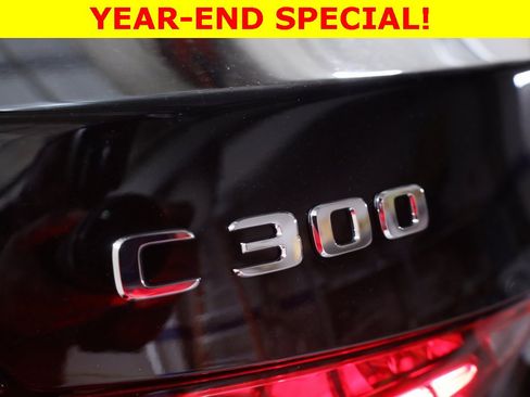 Used 2025 Mercedes-Benz C 300 4MATIC Sedan image 35