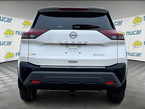 Certified 2023 Nissan Rogue SV image 5