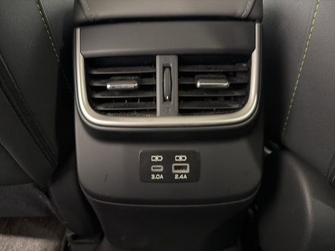 Used 2025 Subaru Outback Onyx Edition AWD/4WD image 23