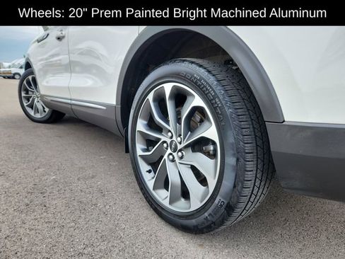Used 2023 Lincoln Nautilus Reserve AWD/4WD image 19