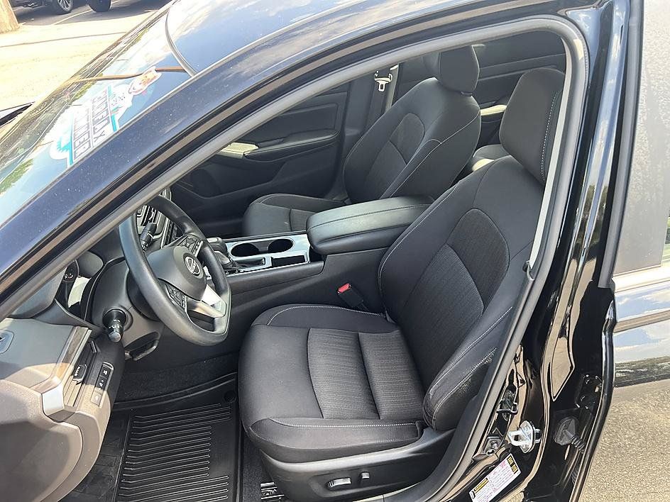 Certified 2024 Nissan Altima 2.5 SV FWD image 13