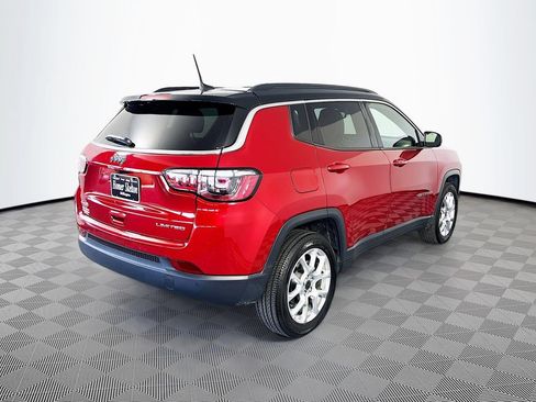 Used 2025 Jeep Compass Limited AWD/4WD image 7