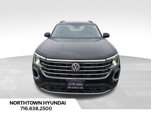 Used 2024 Volkswagen Atlas SE image 14