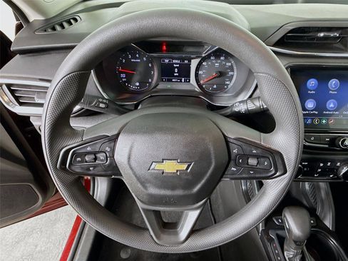 Used 2023 Chevrolet TrailBlazer LT w/ Convenience Package FWD image 13