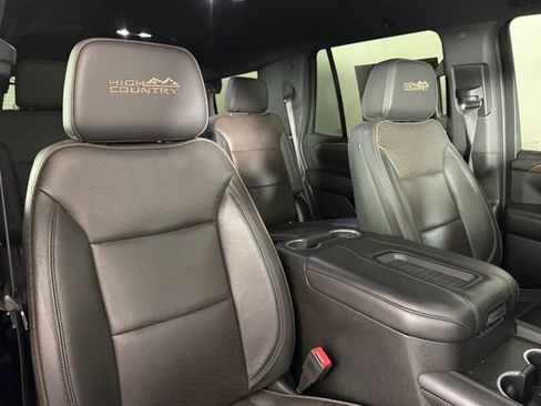 Used 2021 Chevrolet Tahoe High Country RWD image 29