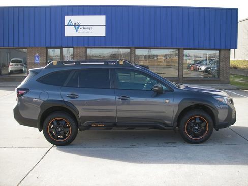 Used 2022 Subaru Outback Wilderness image 4