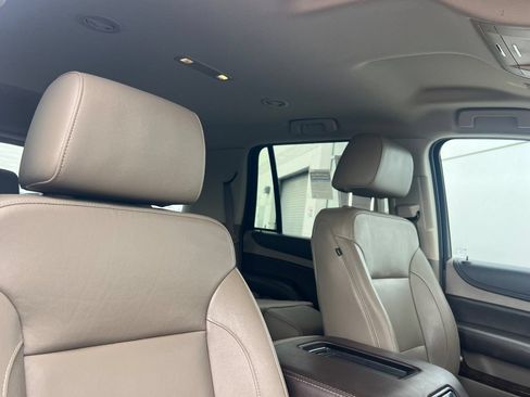 Used 2019 Chevrolet Tahoe LT AWD/4WD image 15