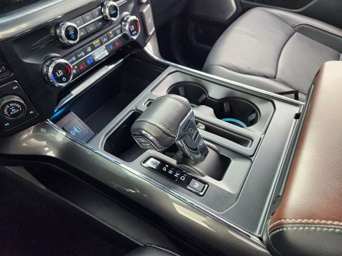 Certified 2021 Ford F150 Lariat w/ Equipment Group 502A High image 25