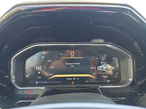 New 2026 GMC Sierra 1500 SLE image 23