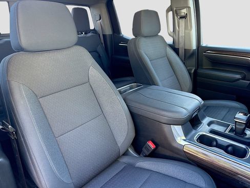 Used 2025 Chevrolet Silverado 1500 LT AWD/4WD image 27