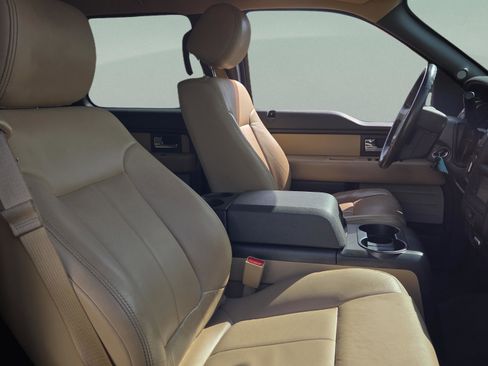 Used 2014 Ford F150 XLT w/ Equipment Group 302A Luxury image 15