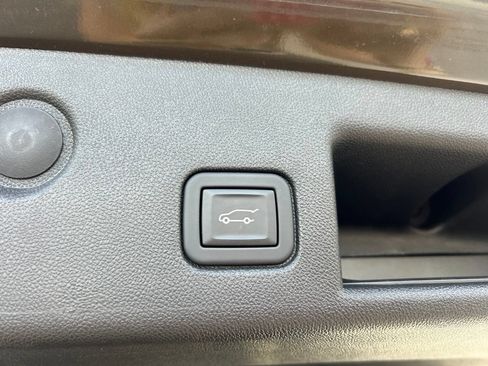 Certified 2024 Chevrolet Equinox LT w/ LPO, Floor Liner Package AWD/4WD image 29