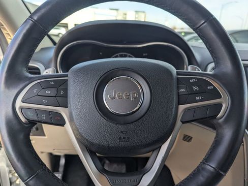Used 2014 Jeep Grand Cherokee Limited w/ Luxury Group II image 22