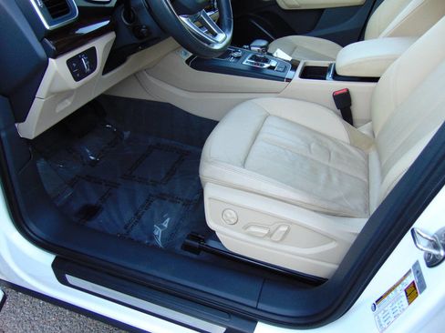 Used 2018 Audi Q5 2.0T Premium Plus w/ Premium Plus Package image 5