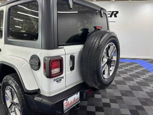 Used 2021 Jeep Wrangler Unlimited Sahara image 8