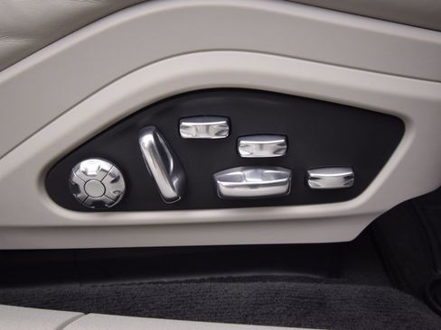 Used 2017 Porsche Panamera Turbo image 29