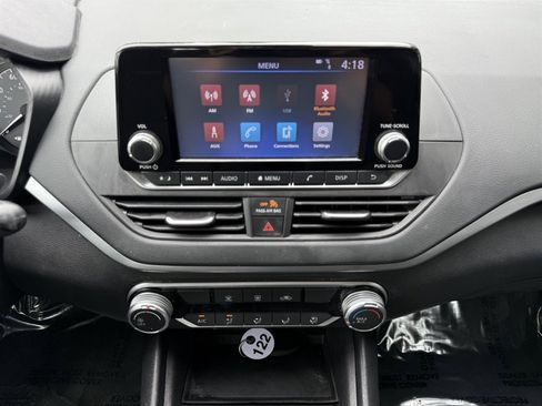 Used 2021 Nissan Altima 2.5 S FWD image 19