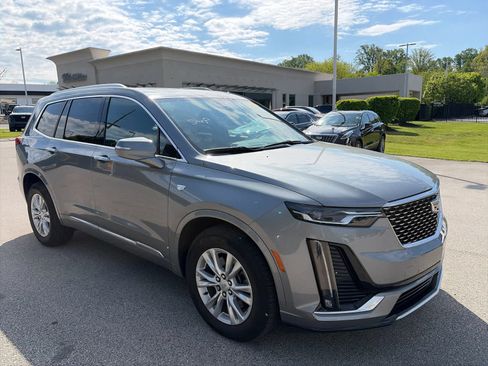 Certified 2023 Cadillac XT6 Luxury AWD/4WD image 5