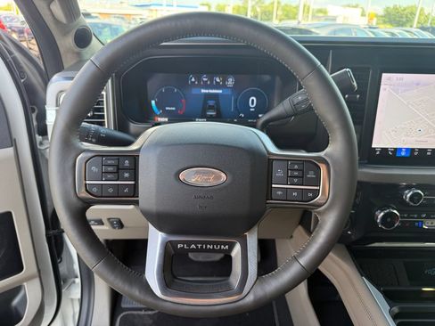 Used 2026 Ford F350 Platinum w/ Platinum Plus Package AWD/4WD image 32