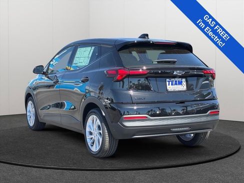 New 2027 Chevrolet Bolt LT w/ Comfort Package FWD image 4