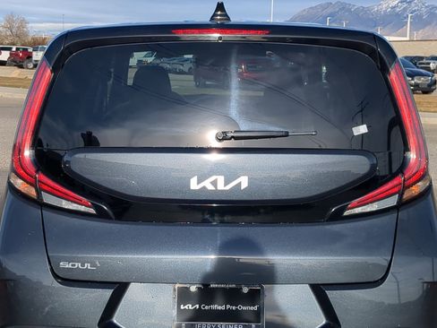 Certified 2025 Kia Soul LX w/ LX Technology Package image 13
