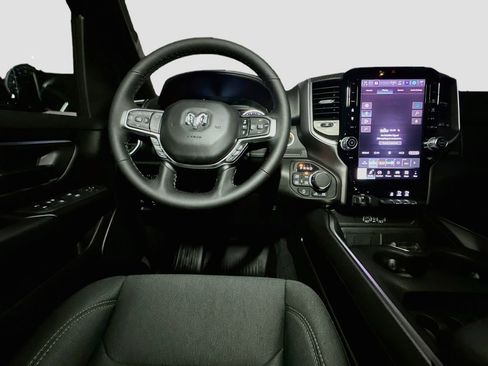 New 2026 RAM 1500 4x4 Crew Cab image 27