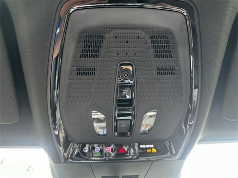 New 2026 Cadillac Lyriq V image 19