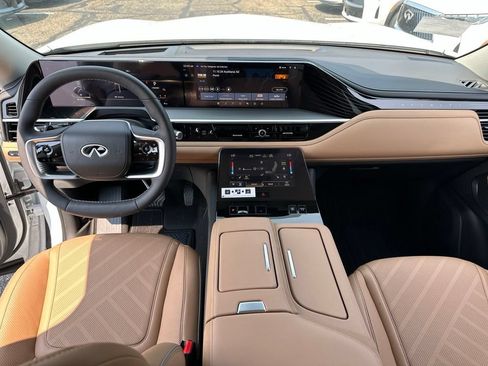 New 2027 INFINITI QX80 Luxe AWD/4WD image 42