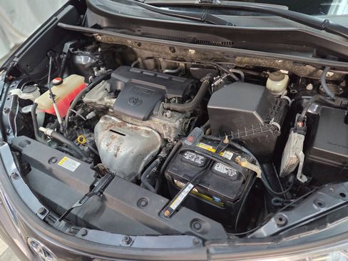 Used 2015 Toyota RAV4 LE image 7