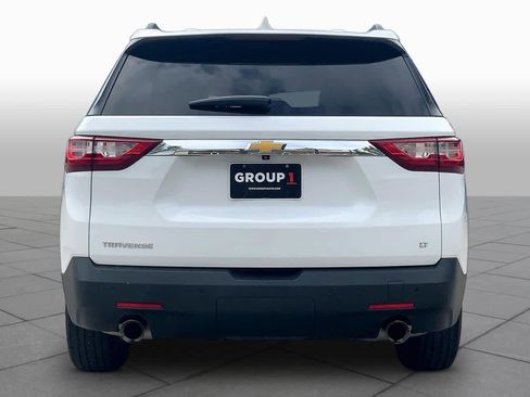 Used 2021 Chevrolet Traverse LT image 5