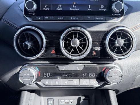 New 2025 Nissan Sentra SR image 15