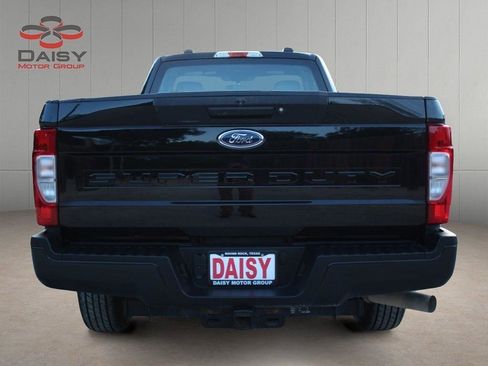 Used 2020 Ford F250 XL image 6