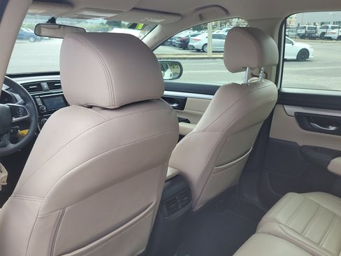 Used 2017 Honda CR-V LX image 13