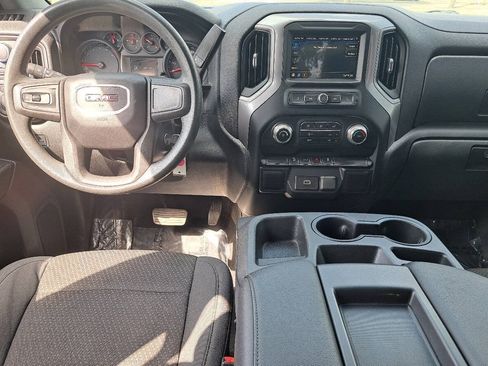 Used 2019 GMC Sierra 1500 4x4 Crew Cab w/ Convenience Package image 5