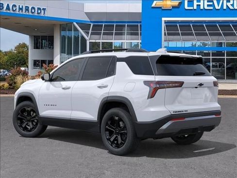 New 2026 Chevrolet Equinox LT AWD/4WD image 3