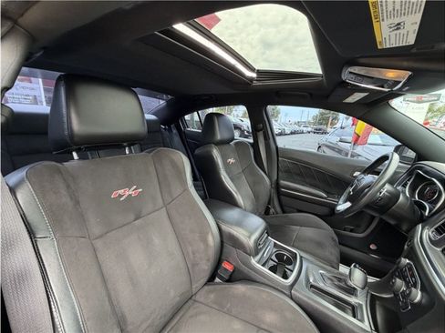 Used 2015 Dodge Charger R/T RWD image 36