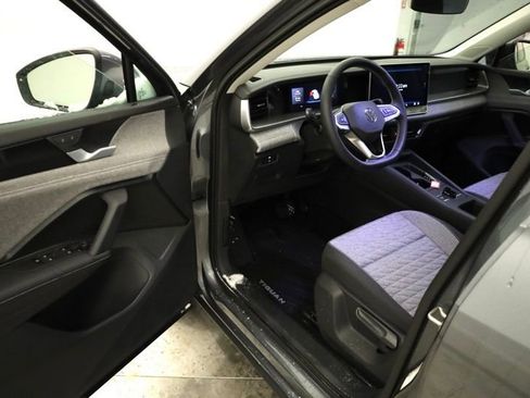 New 2026 Volkswagen Tiguan S image 9